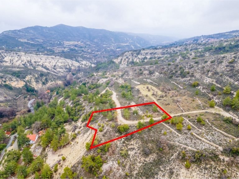 2,007m² Plot for Sale in Pera Pedi, Limassol District