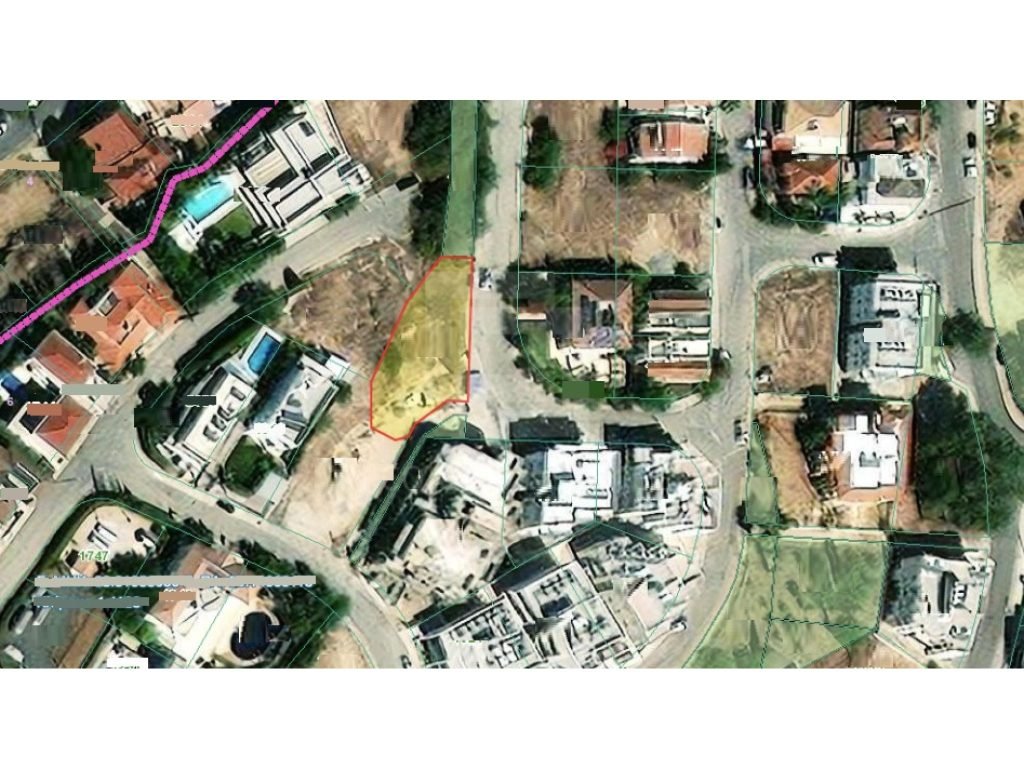 700m² Plot for Sale in Strovolos, Nicosia District