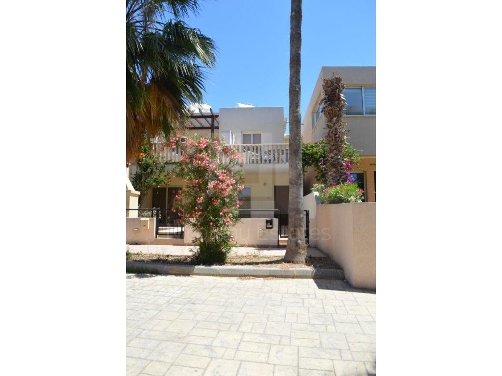 2 Bedroom House for Sale in Tombs Of the Kings, Paphos District