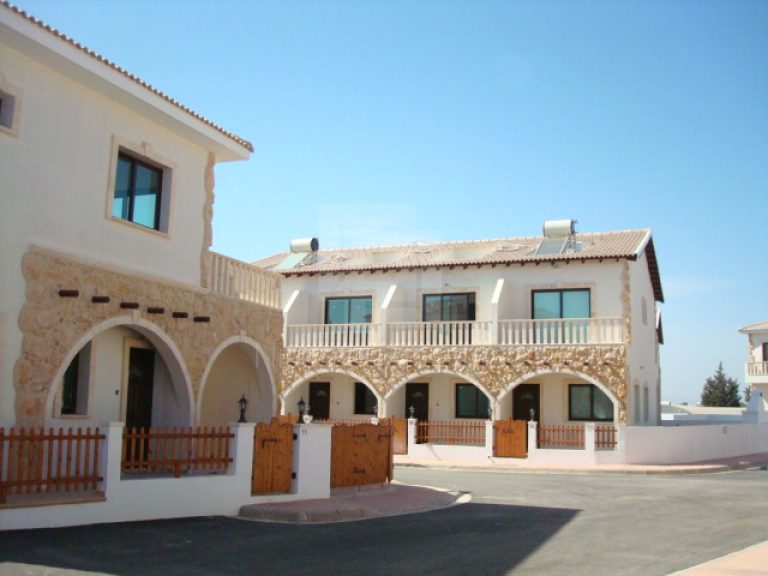 3 Bedroom House for Sale in Avgorou, Famagusta District