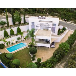 3 Bedroom House for Sale in Peyia, Paphos District