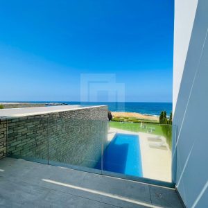 4 Bedroom House for Sale in Peyia, Paphos District