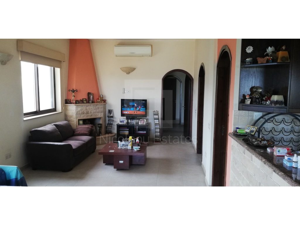 3 Bedroom House for Sale in Parekklisia, Limassol District