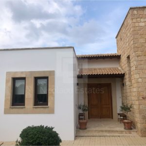 3 Bedroom House for Sale in Kouklia, Paphos District