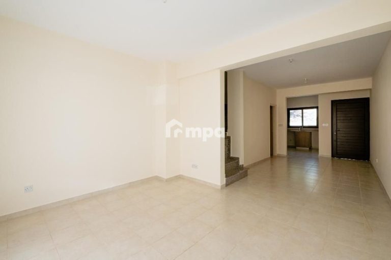 2 Bedroom House for Sale in Peyia, Paphos District