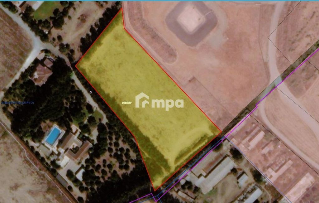 8,935m² Plot for Sale in Meneou, Larnaca District