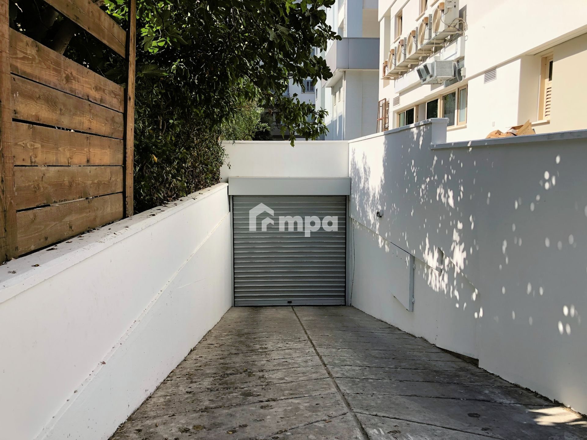 1008m² Building for Sale in Strovolos, Nicosia District