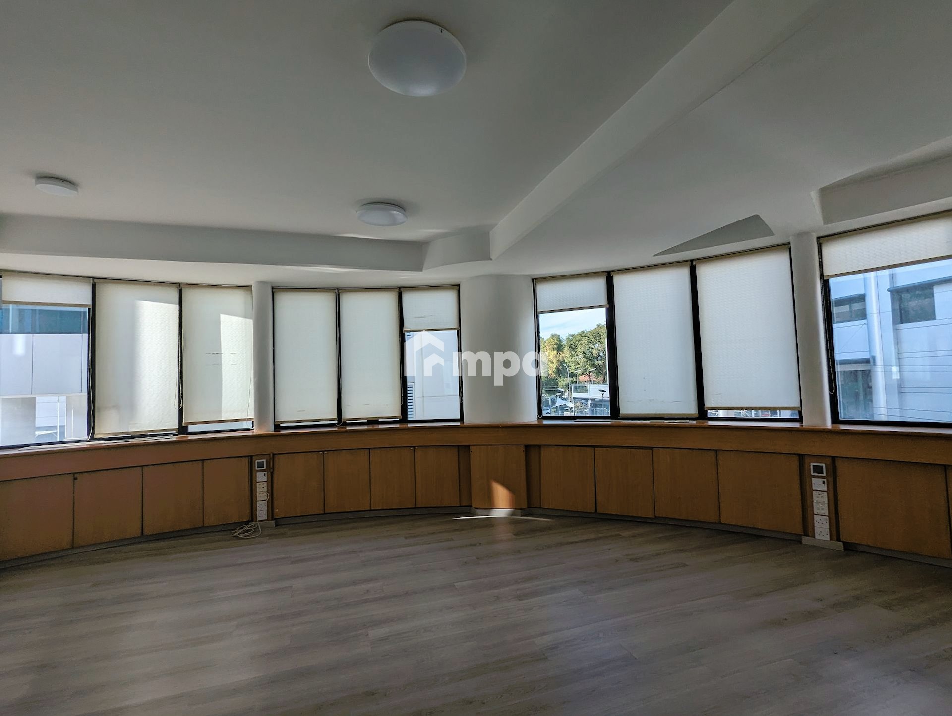 200m² Office for Rent in Nicosia District