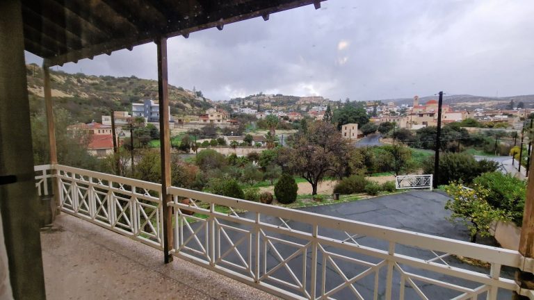 3 Bedroom House for Sale in Agios Tychonas, Limassol District