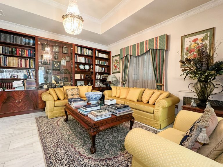 6+ Bedroom Villa for Sale in Strovolos, Nicosia District