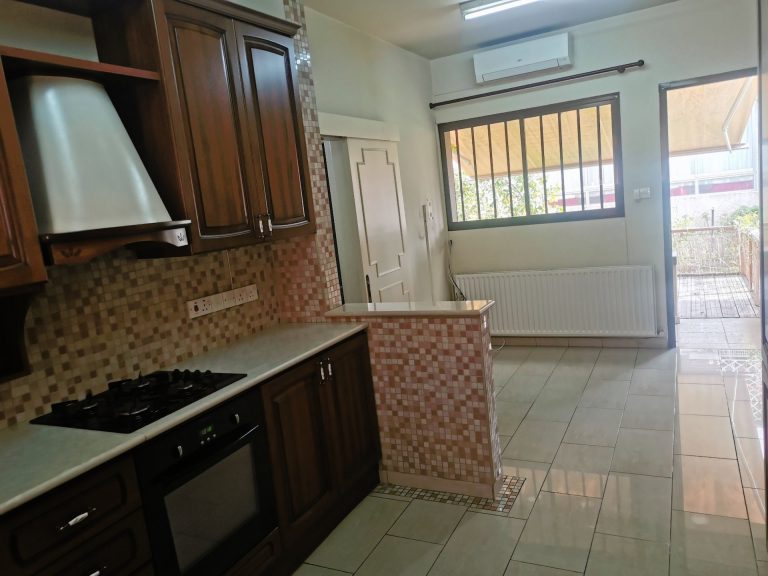 170m² Office for Rent in Limassol District