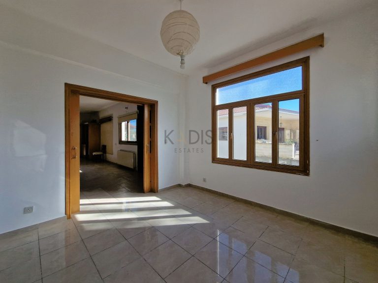 3 Bedroom House for Sale in Lythrodontas, Nicosia District