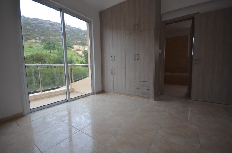 226m² Building for Sale in Peyia, Paphos District