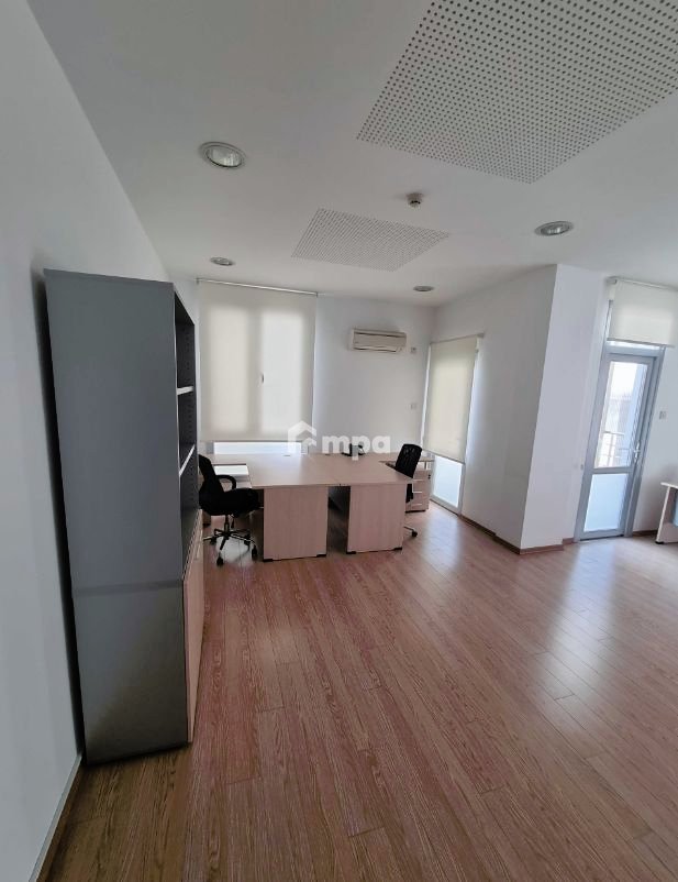 32m² Office for Rent in Nicosia District