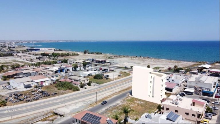 2 Bedroom Apartment for Sale in Livadia Larnakas, Larnaca District