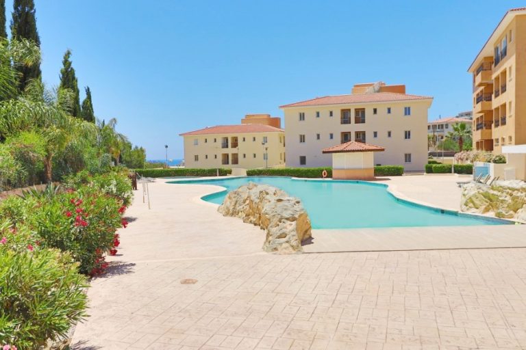 2 Bedroom Apartment for Sale in Chlorakas, Paphos District