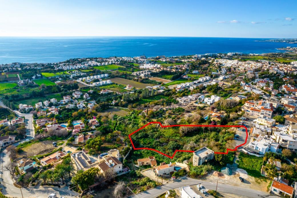 5,686m² Residential Plot for Sale in Chlorakas, Paphos District