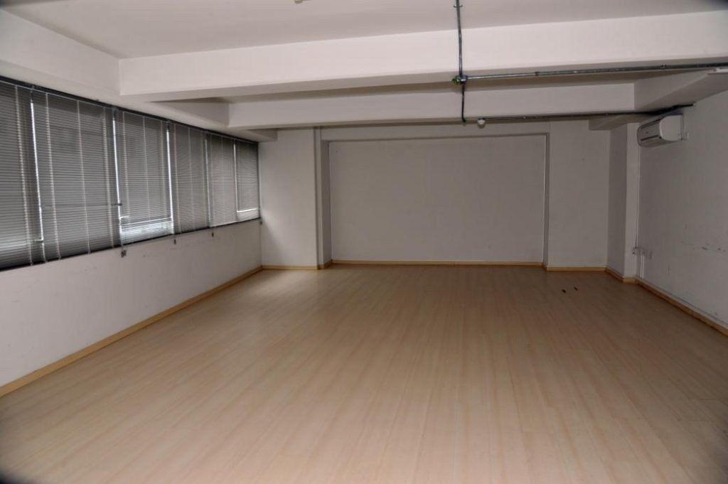 200m² Office for Sale in Nicosia – Trypiotis