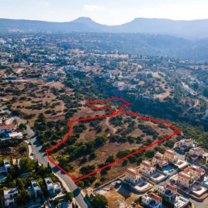 13,899m² Residential Plot for Sale in Neo Chorio Pafou, Paphos District