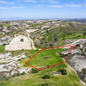 4,330m² Plot for Sale in Kampia, Nicosia District