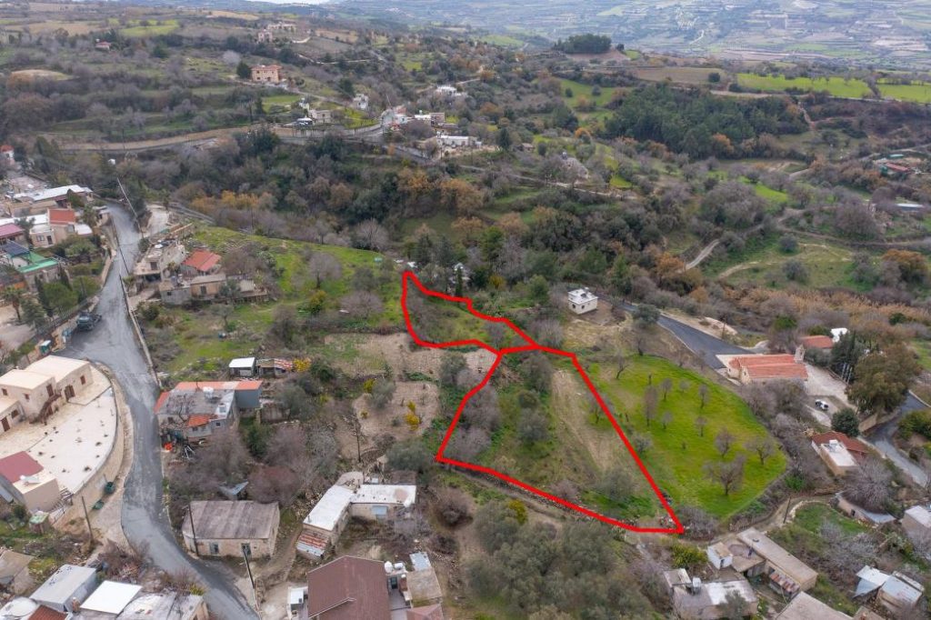 2,544m² Residential Plot for Sale in Drymou, Paphos District