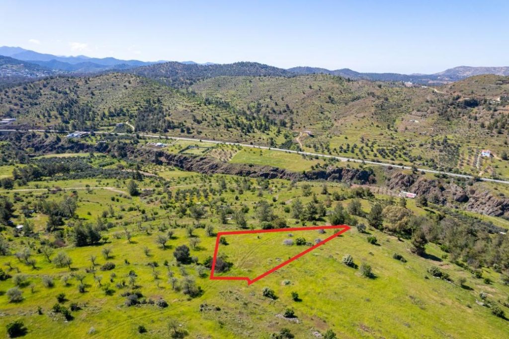 1,487m² Plot for Sale in Kalo Chorio, Nicosia District