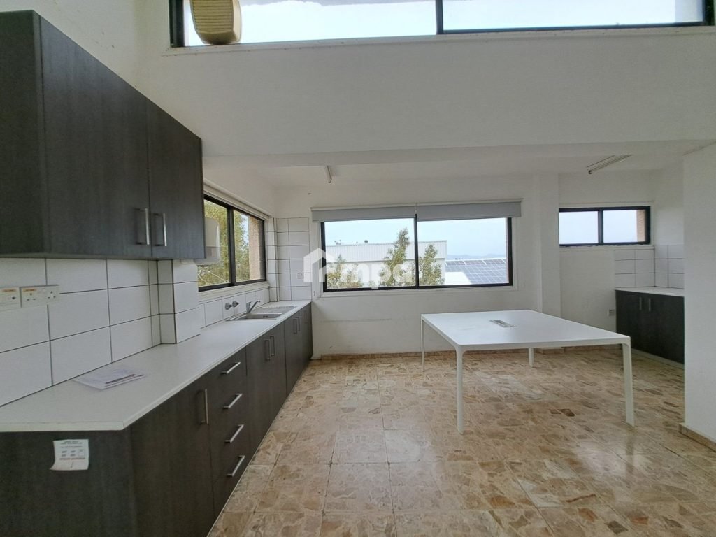 950m² Office for Rent in Latsia, Nicosia District