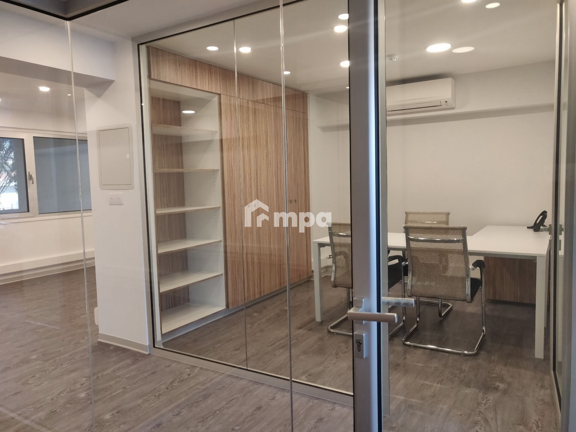 95m² Office for Rent in Strovolos, Nicosia District