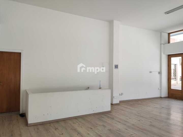 98m² Commercial for Rent in Nicosia District