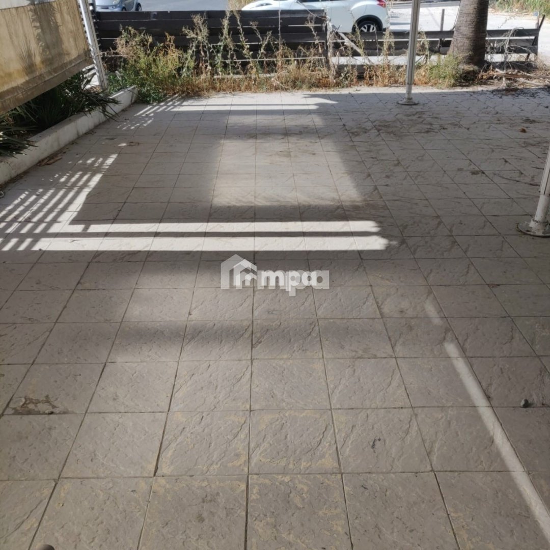 180m² Commercial for Rent in Nicosia – Agios Antonios