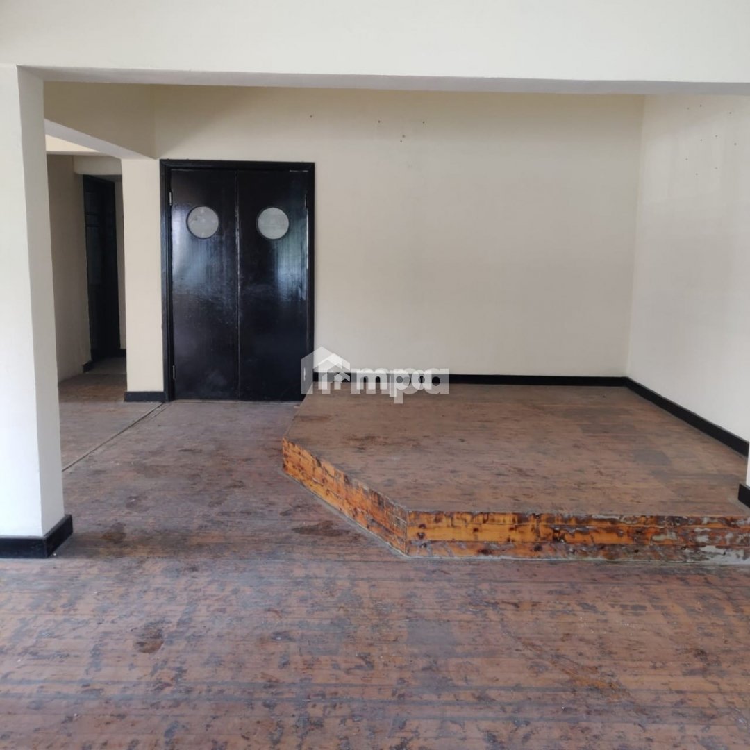 180m² Commercial for Rent in Nicosia – Agios Antonios