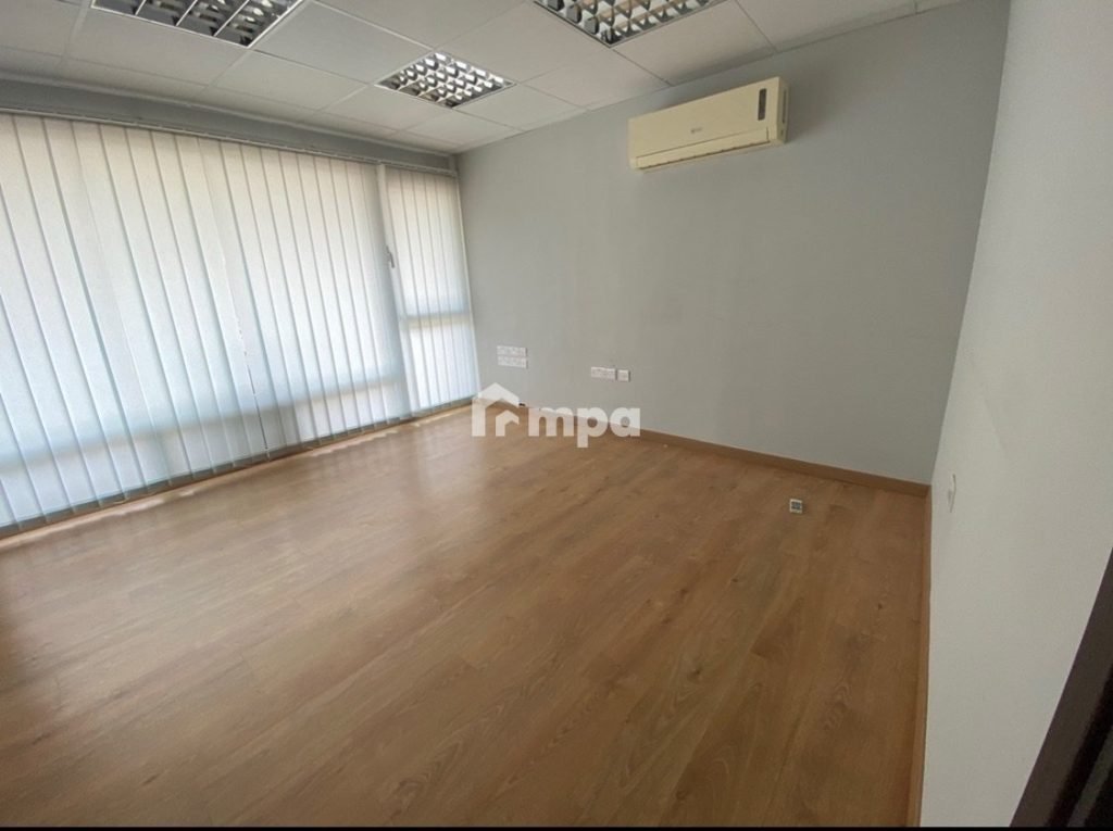 413m² Commercial for Rent in Strovolos, Nicosia District