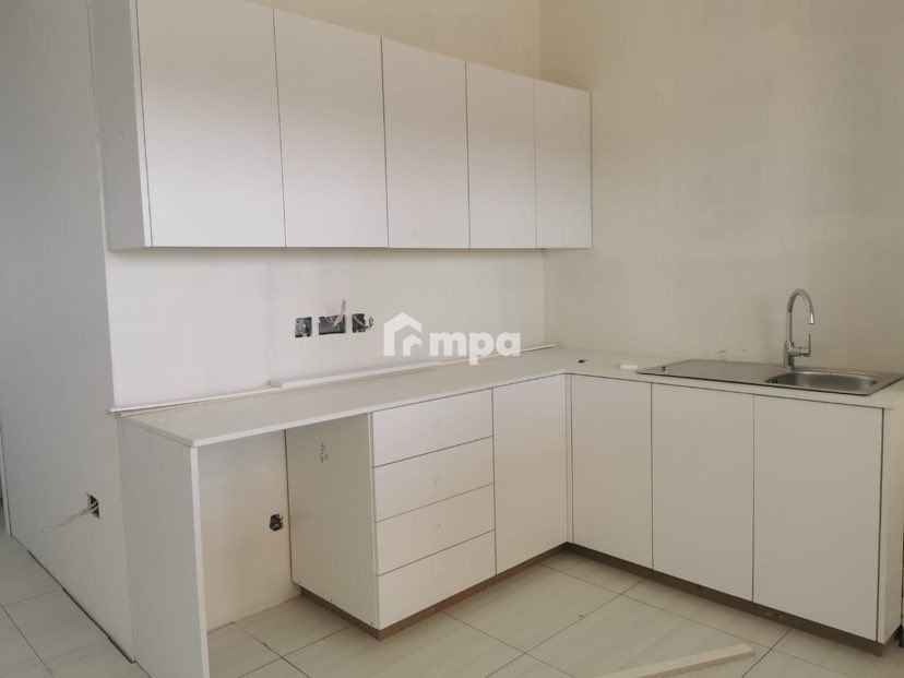 320m² Office for Rent in Nicosia District