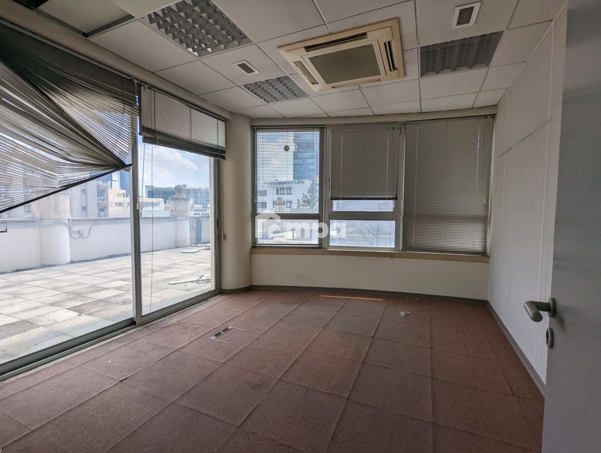 349m² Office for Rent in Nicosia District