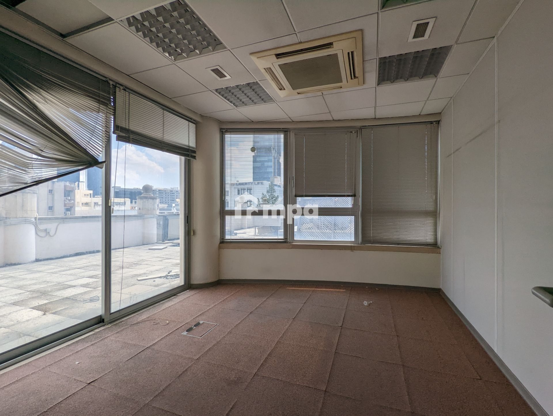 349m² Office for Rent in Nicosia District