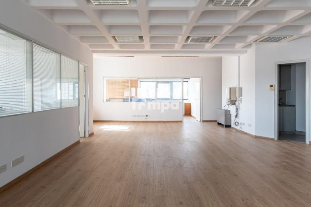 238m² Office for Rent in Agioi Omologites, Nicosia District
