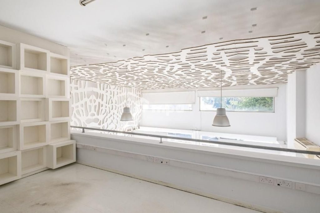 296m² Commercial for Rent in Agioi Omologites, Nicosia District