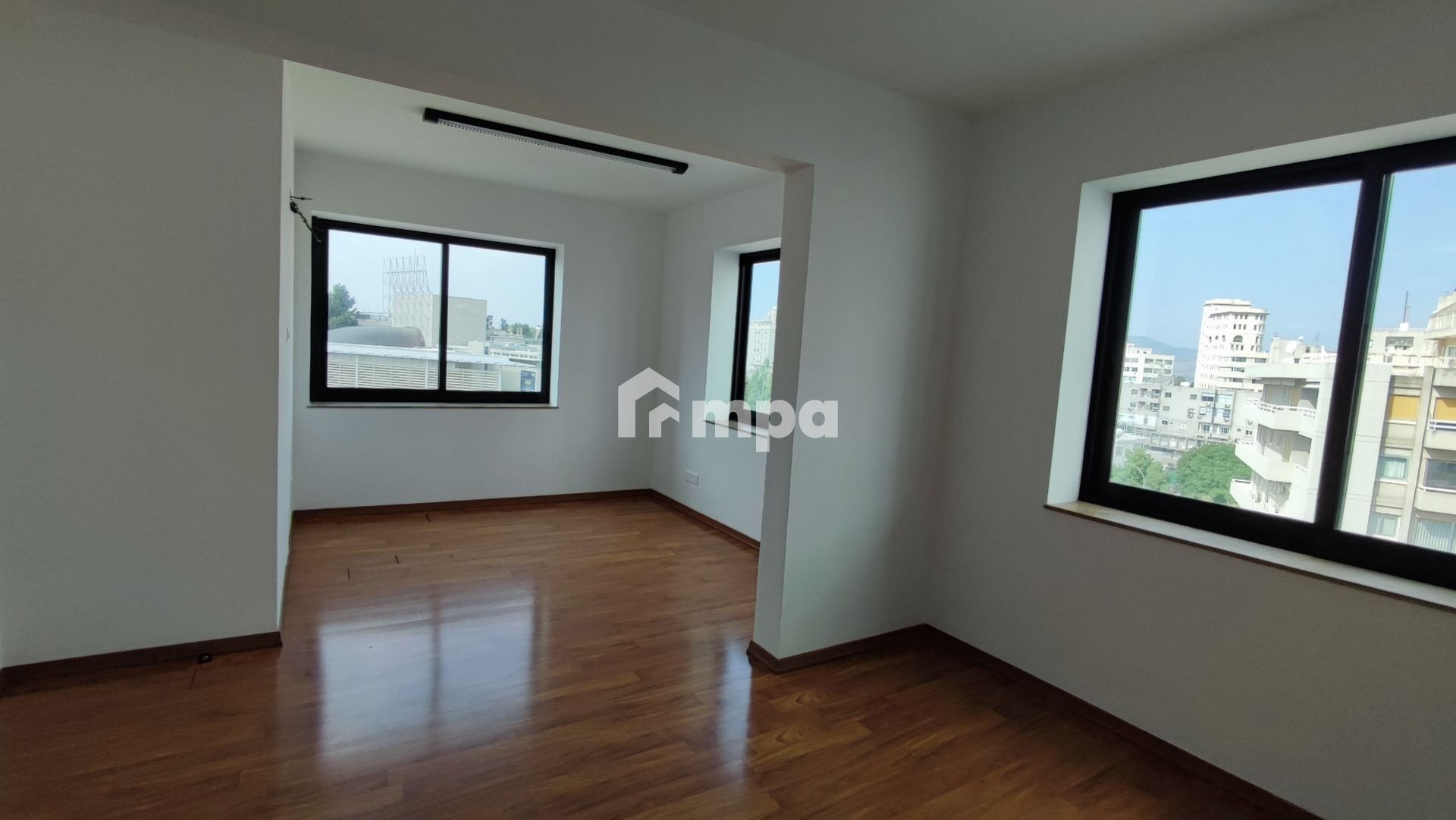 12m² Office for Rent in Nicosia District