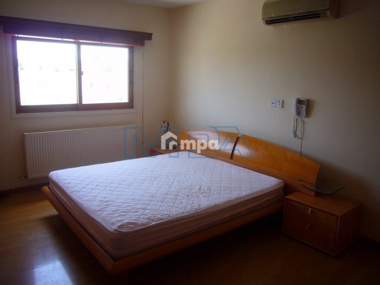 4 Bedroom House for Sale in Strovolos, Nicosia District