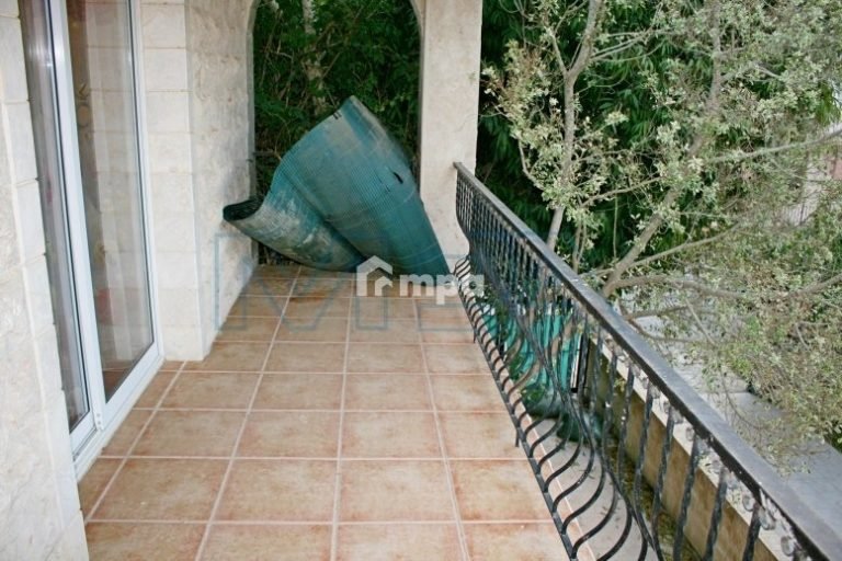 5 Bedroom House for Sale in Nicosia District