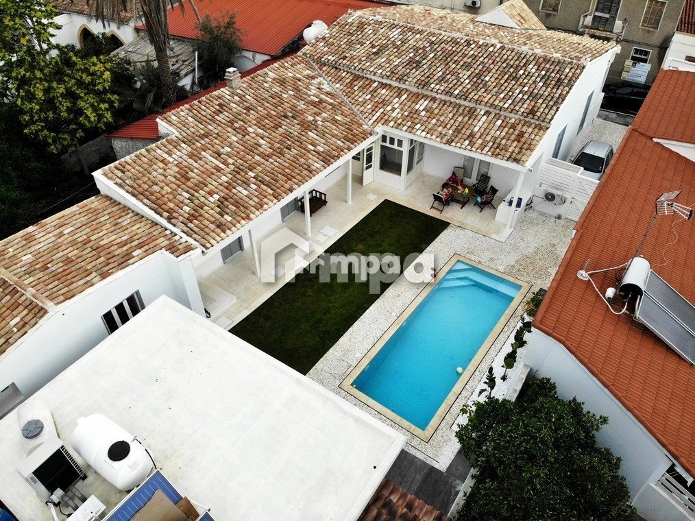 4 Bedroom House for Sale in Agioi Omologites, Nicosia District