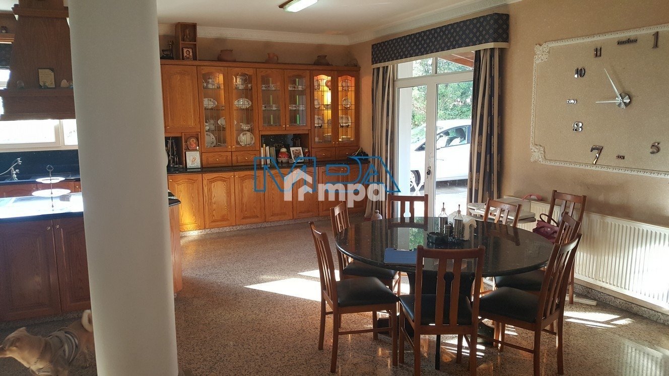 5 Bedroom House for Sale in Pera Chorio, Nicosia District