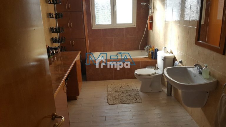 5 Bedroom House for Sale in Nicosia District