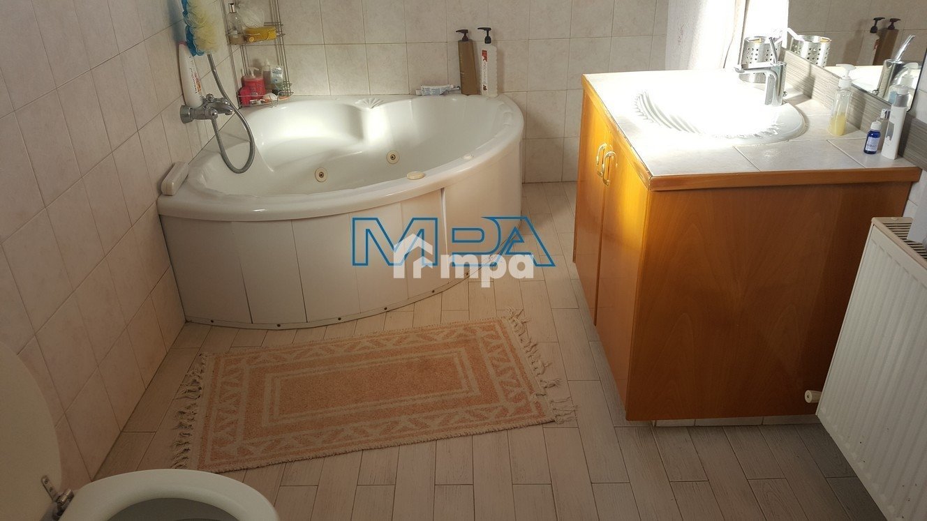 5 Bedroom House for Sale in Pera Chorio, Nicosia District