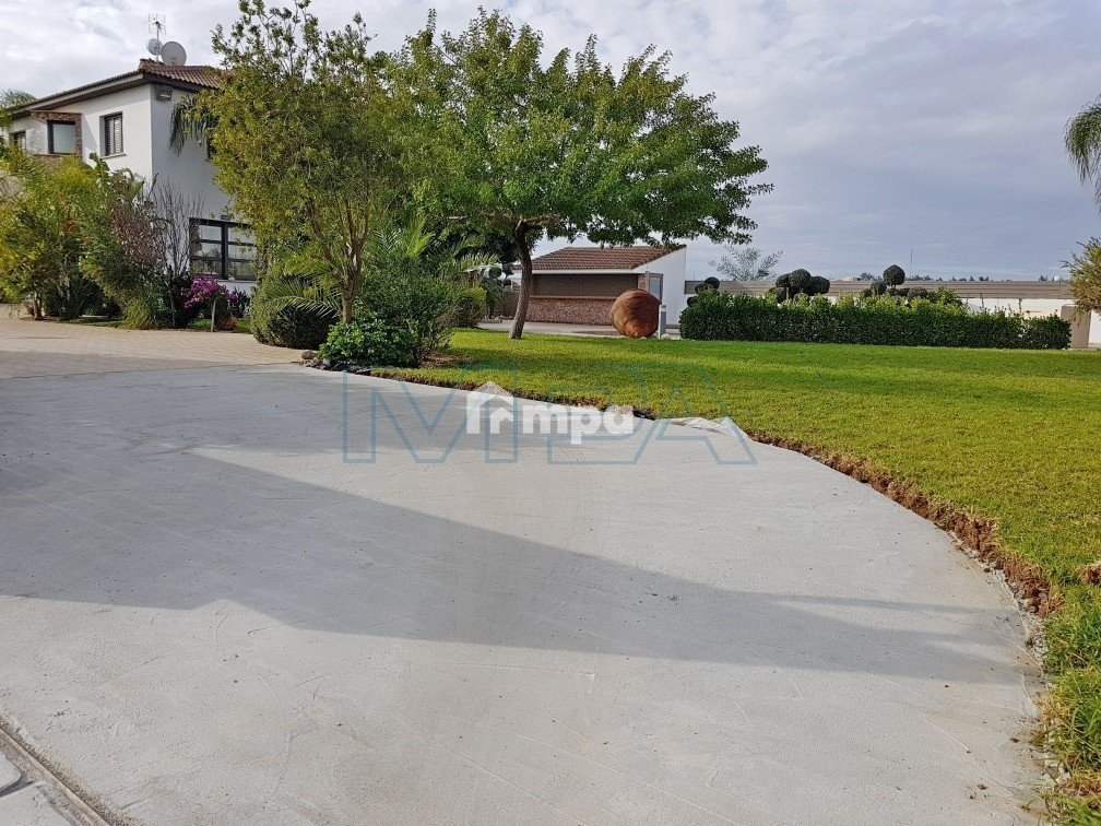4 Bedroom House for Sale in Agioi Trimithias, Nicosia District