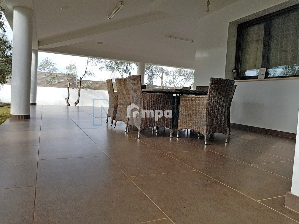 4 Bedroom House for Sale in Agioi Trimithias, Nicosia District