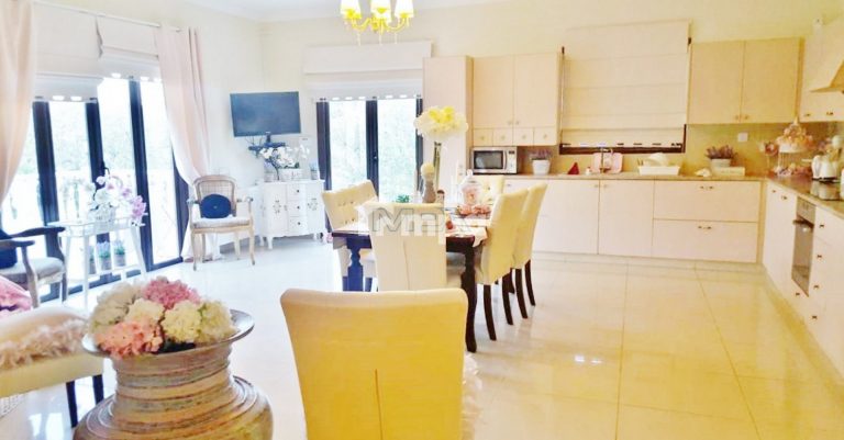 3 Bedroom House for Sale in Korakou, Nicosia District
