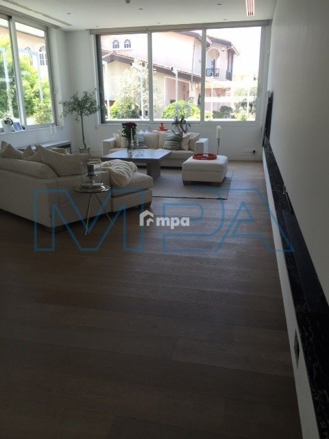 5 Bedroom House for Sale in Strovolos, Nicosia District
