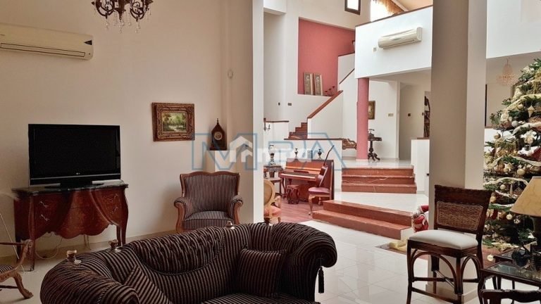 5 Bedroom House for Sale in Nicosia District