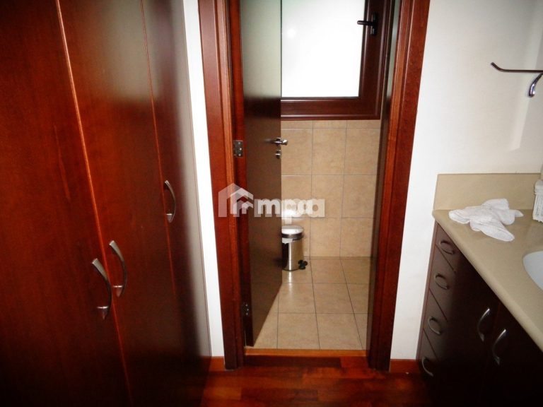 6+ Bedroom House for Sale in Tseri, Nicosia District